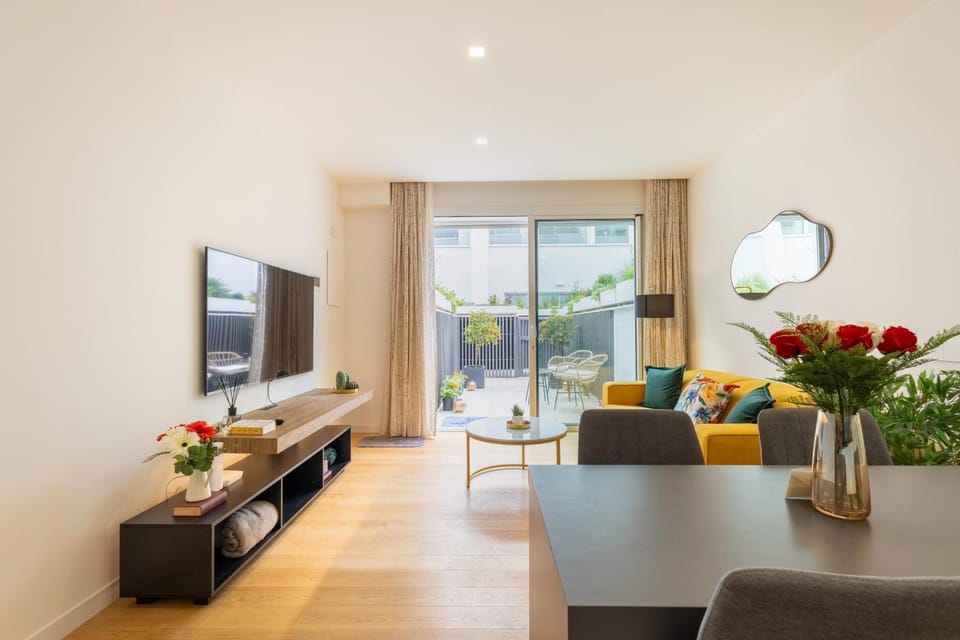 Communal lounge/ TV room, TV and multimedia, Living room, Seating area