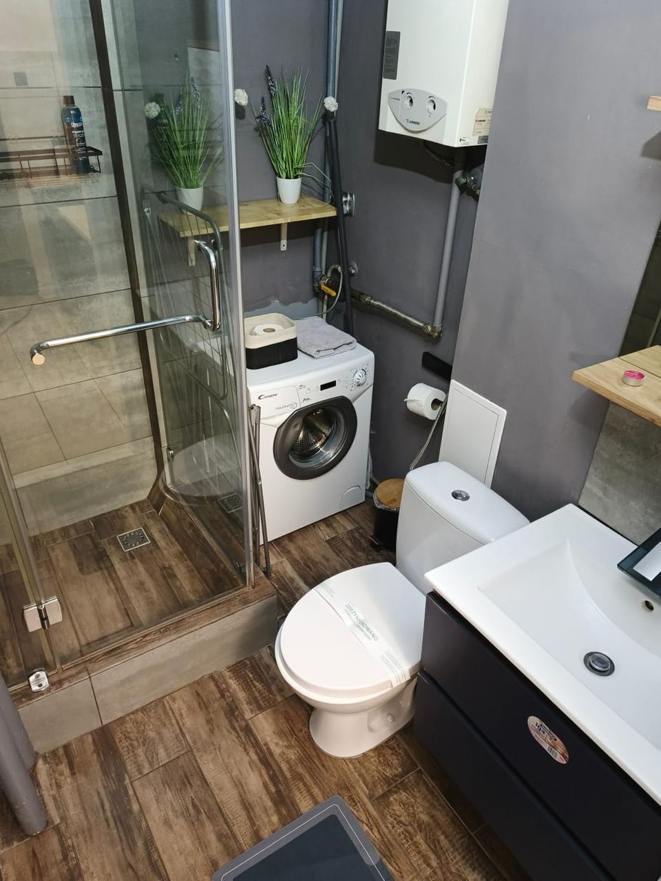 Shower, Toilet, Bathroom, washing machine