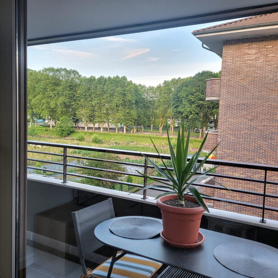 Natural landscape, Balcony/Terrace, Garden view