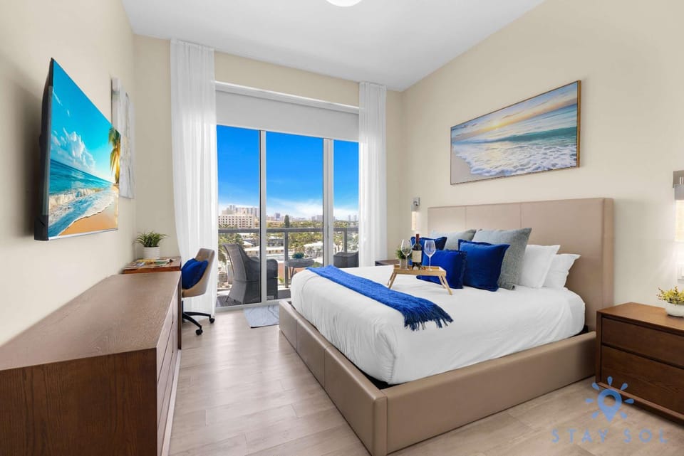 Stylish Nice Apt Hollywood Beach Boardwalk Apartment in Hollywood Beach