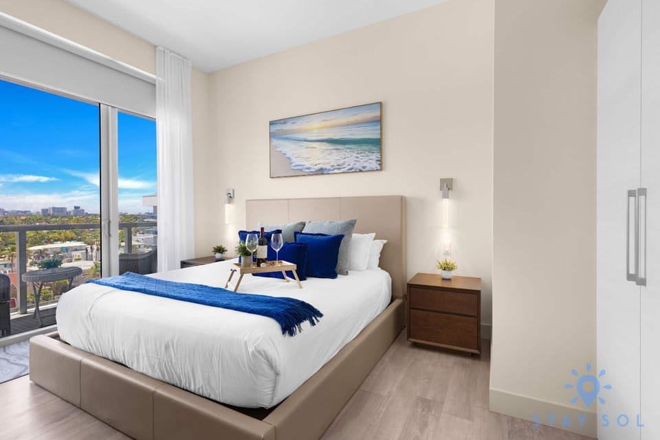Stylish Nice Apt Hollywood Beach Boardwalk Apartment in Hollywood Beach