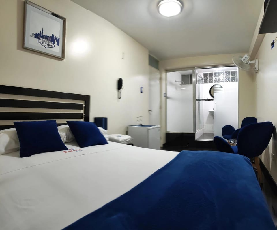 Hostal Onassis Hotel in Lima