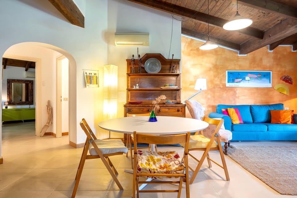 Property building, Living room