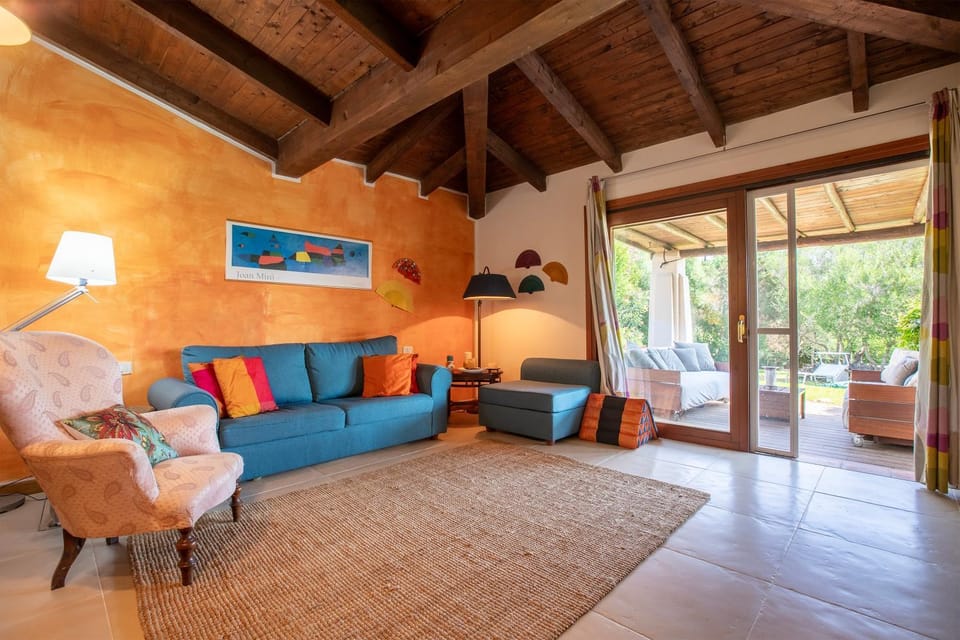 Property building, Living room