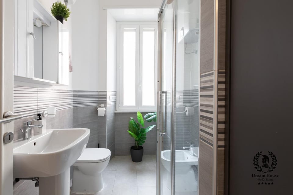 Shower, Toilet, Bathroom, bidet
