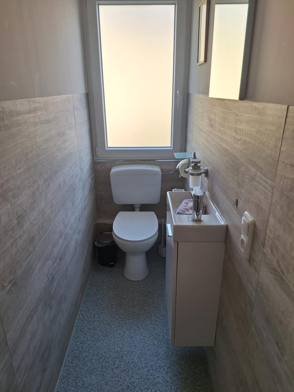 Bathroom, Living room