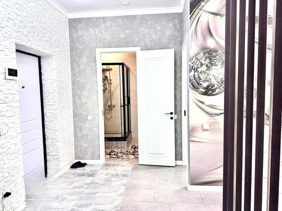 ЖК Комфорт сити, центр, рядом ТРЦ Мега по Розыбакиева Apartment in Almaty