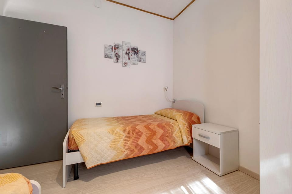 Property building, Living room, Bedroom