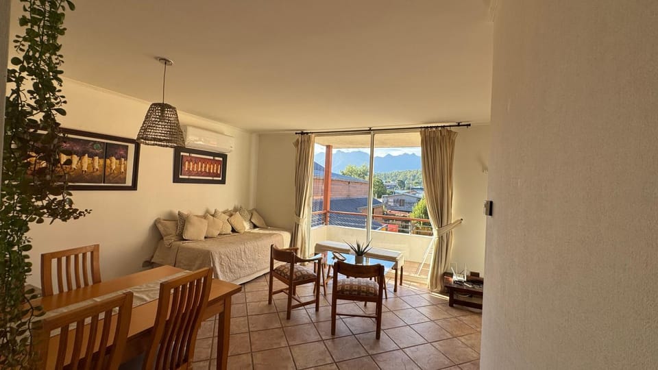 View (from property/room), Living room, Seating area