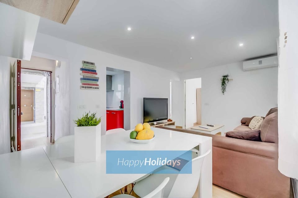 TV and multimedia, Living room, Dining area