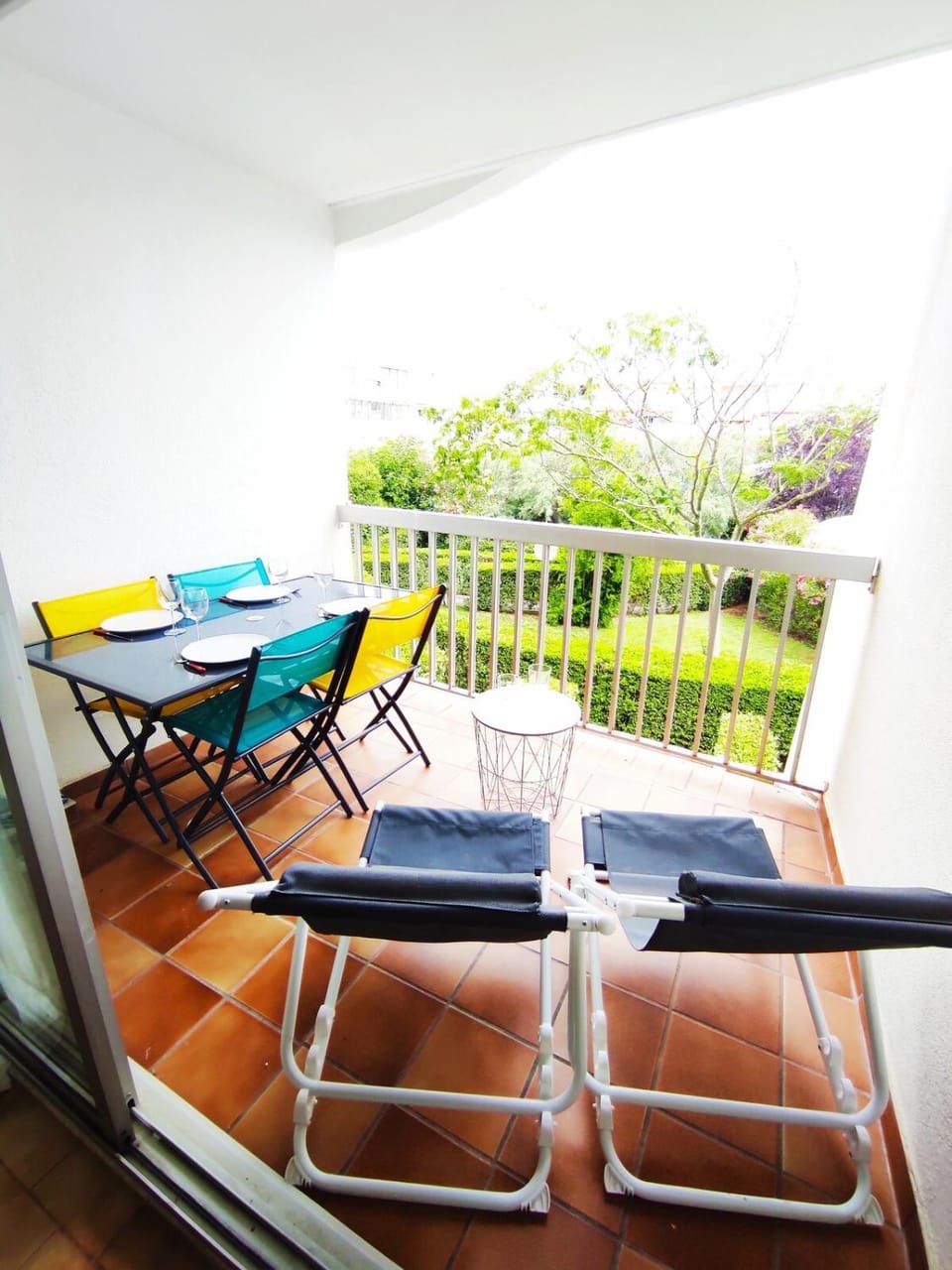 View (from property/room), Balcony/Terrace, Dining area