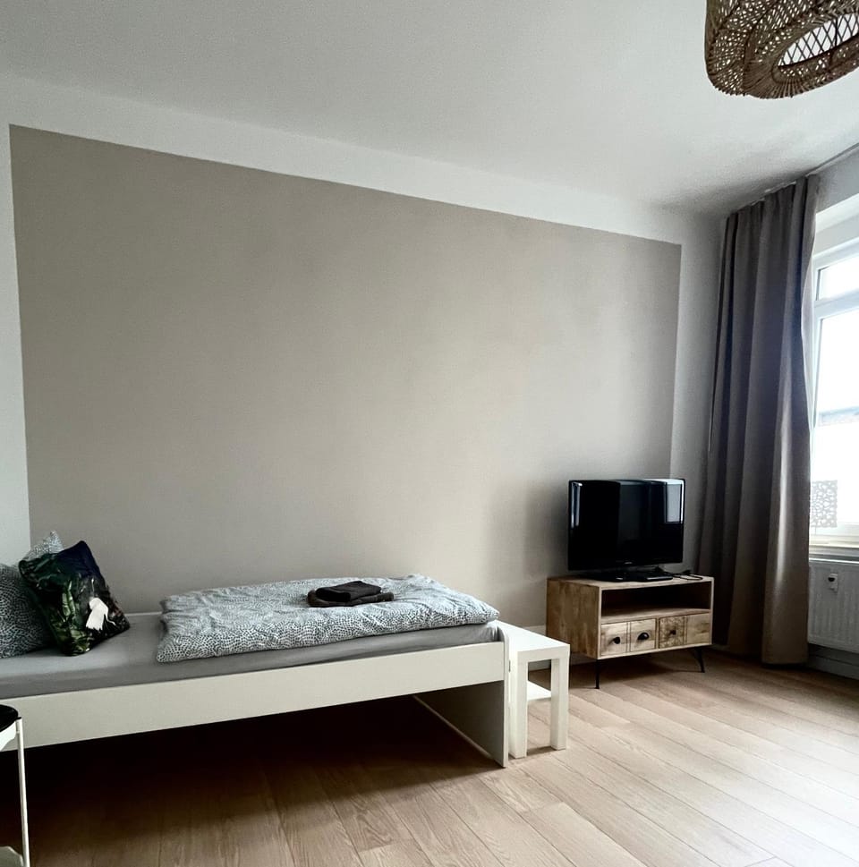Elster 1, EG, Neues Apartment in Gera, 4 Schlafzimmer, 2 WCs und Bad sowie Terrasse Apartment in Gera