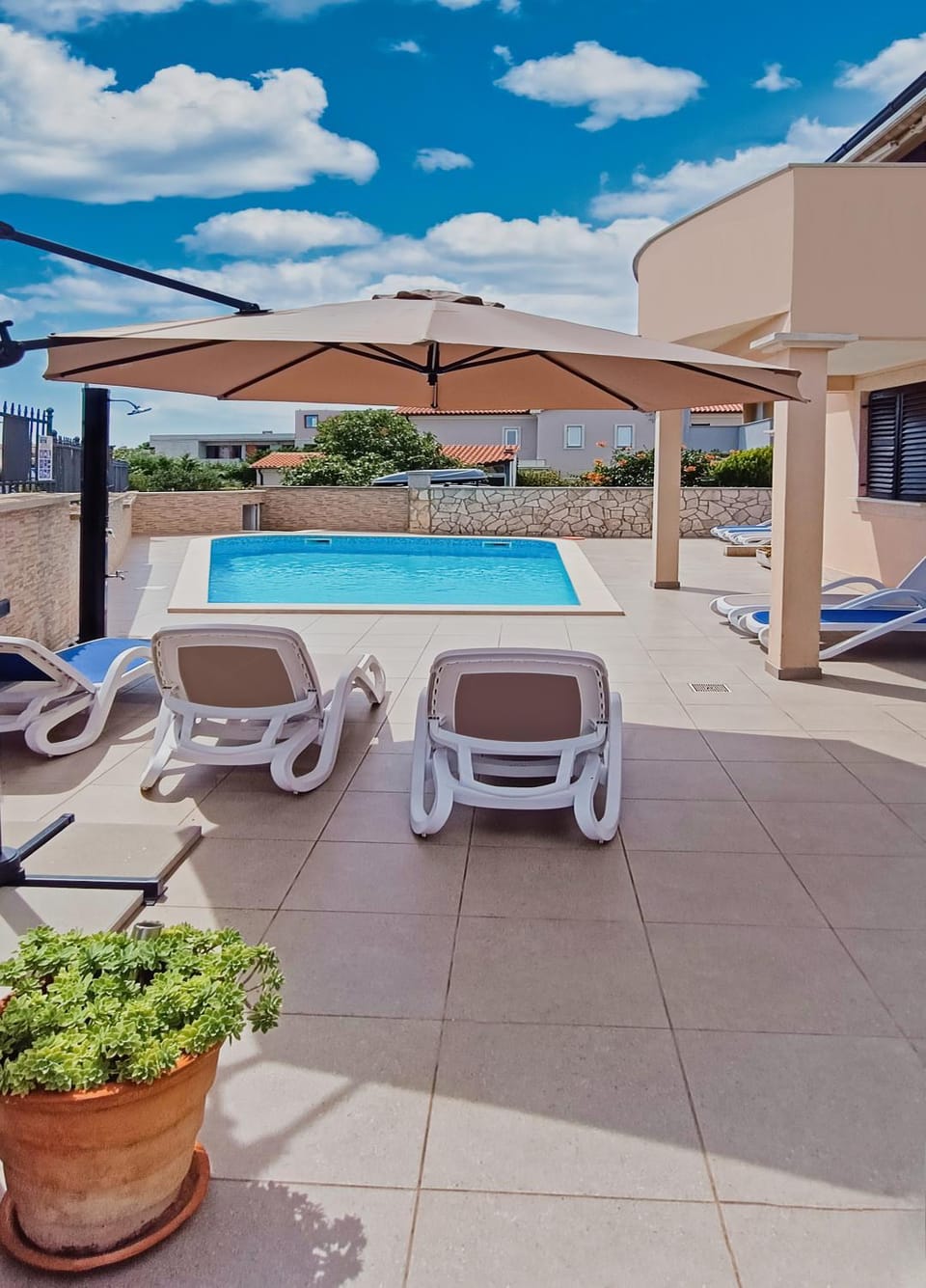 Garden, Balcony/Terrace, Swimming pool