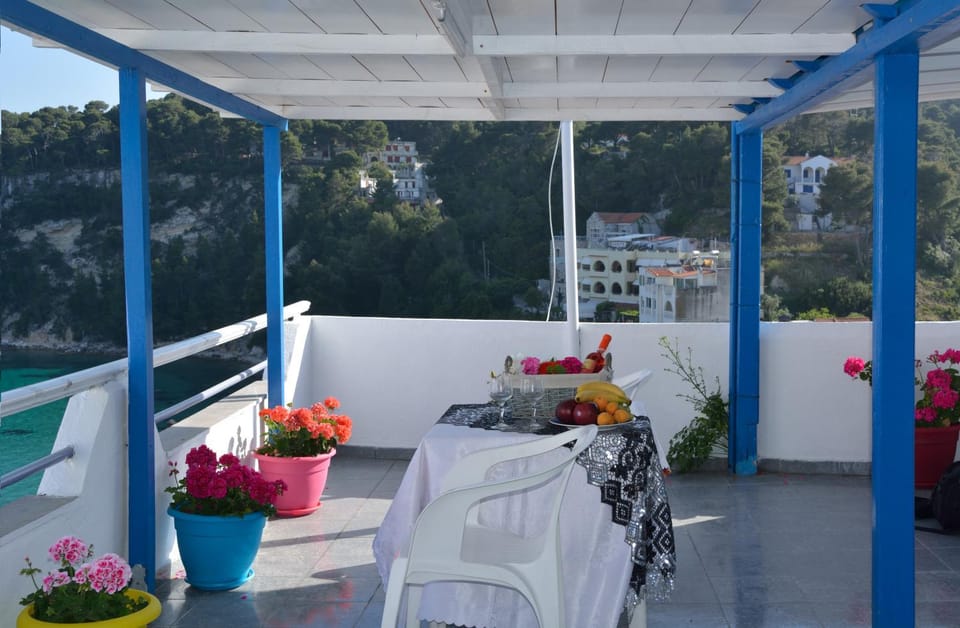 Day, Balcony/Terrace