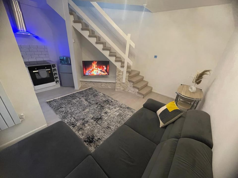 Modern Cozy home House in Watford