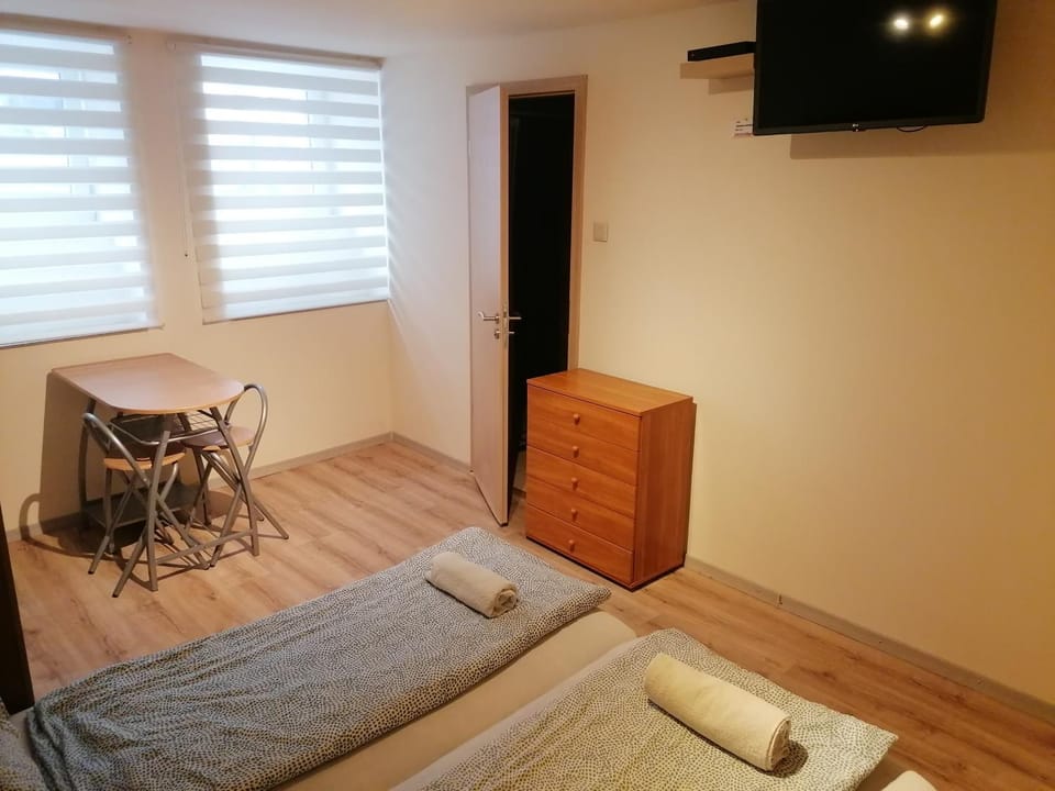 Pozsonyifirst 2 privat room Vacation rental in Budapest