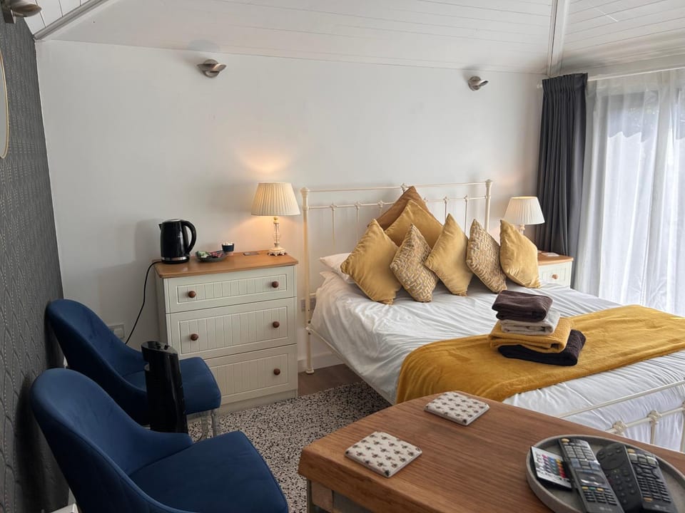 Stylish Cabin in East Sussex near Newhaven ferry Cabin in Lewes District