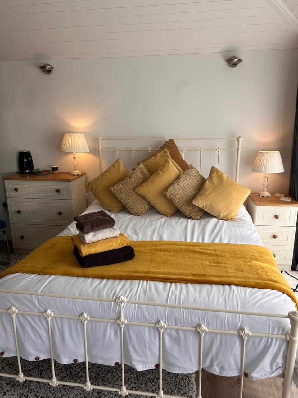 Stylish Cabin in East Sussex near Newhaven ferry Cabin in Lewes District