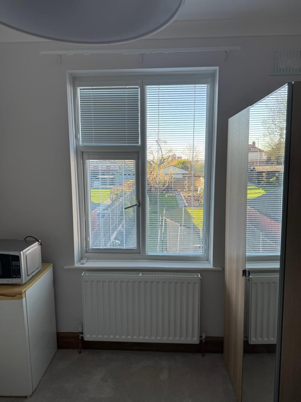 Comfortable and tidy double room 10 min from town Vacation rental in London