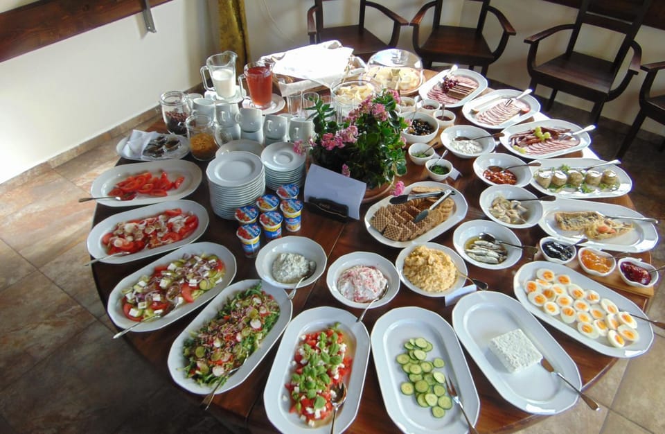 Food and drinks, Food, Breakfast, Buffet breakfast