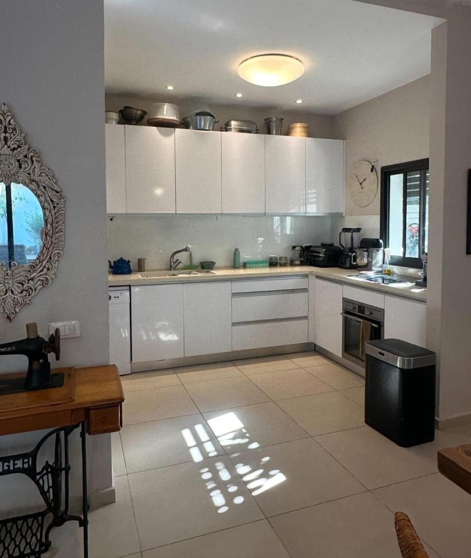 Garden apartment in Ramat HaSharon House in Herzliya