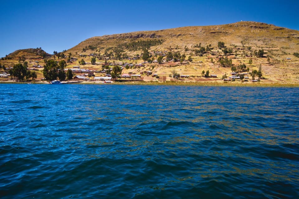 HOSPEDAJE DON FERNANDO - Luquina Chico Country House in Puno, Peru