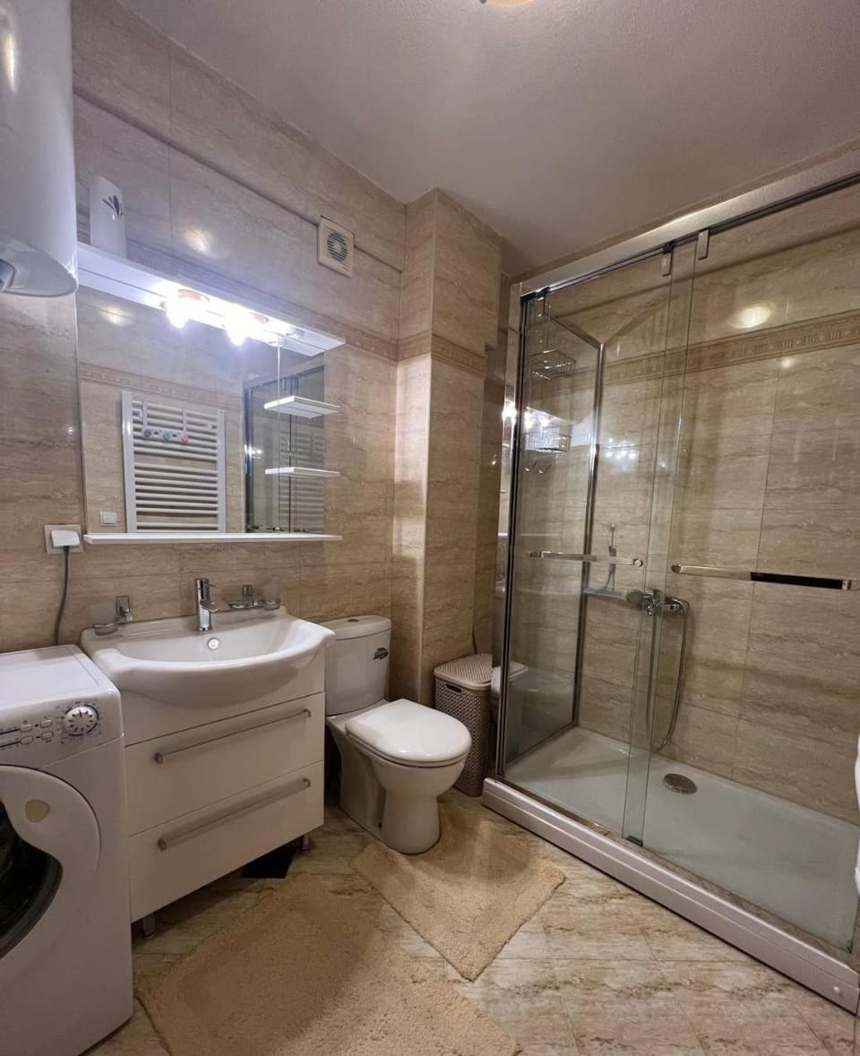 Idyll of Happy Moments Apartment in Budva