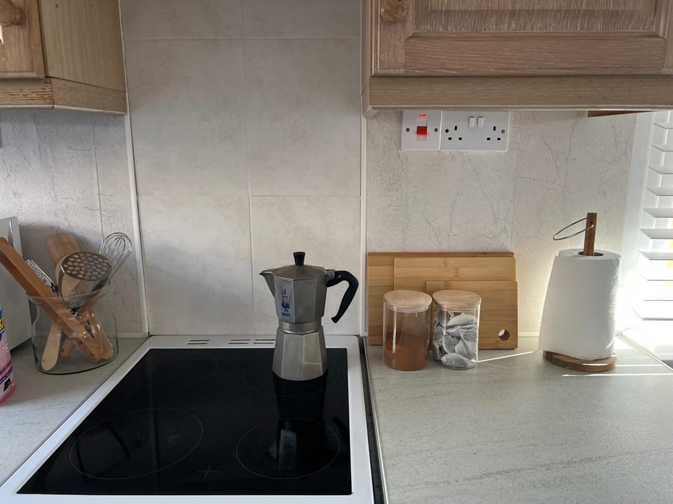 Beach Chalet - 2 Bedrooms - 4 Guests - Parking Chalet in Hemsby