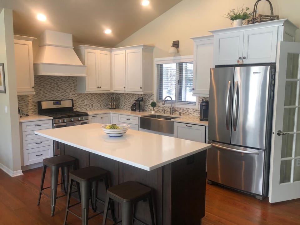 Kitchen or kitchenette