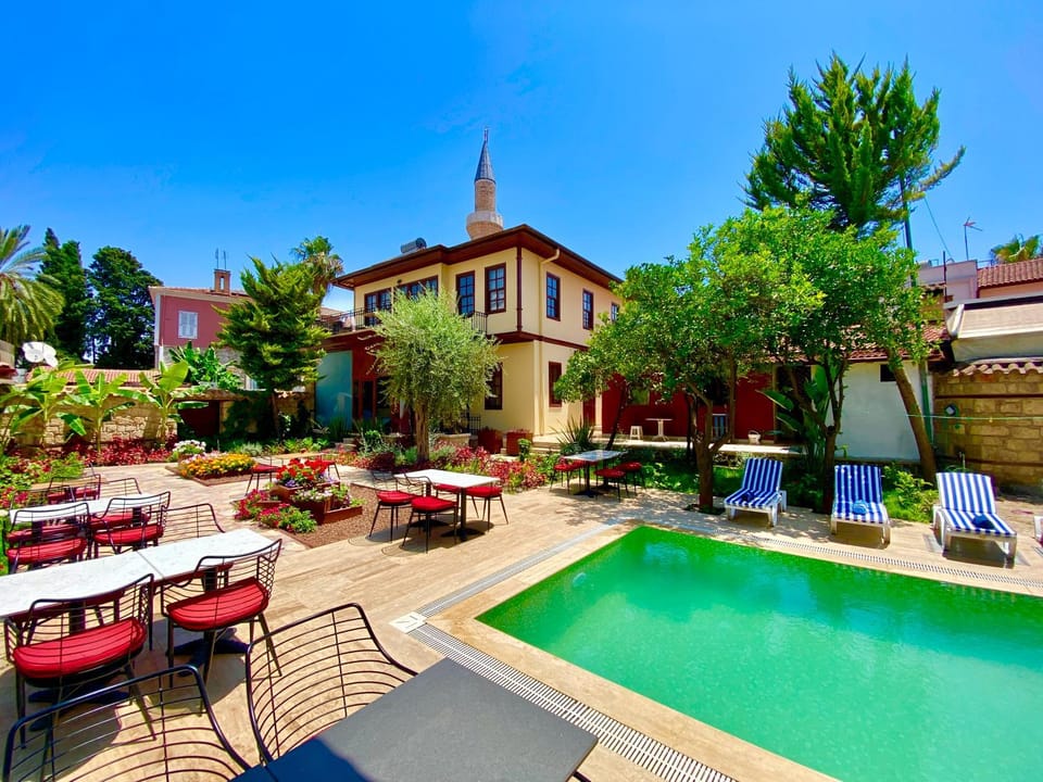 Swimming pool