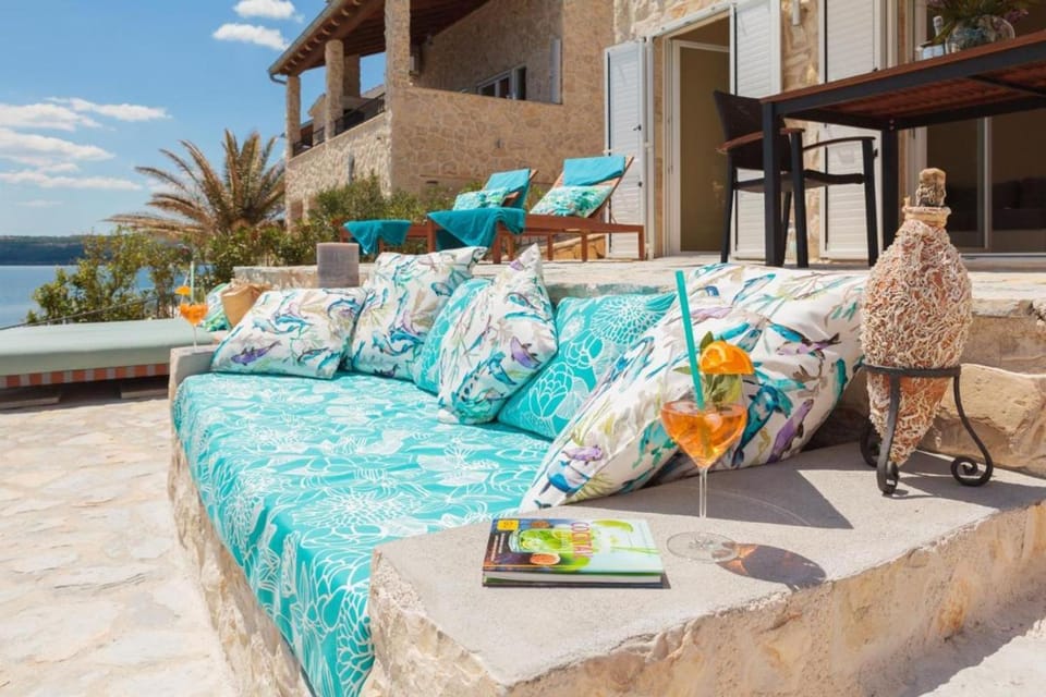 Patio, Balcony/Terrace, furniture