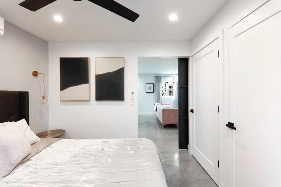Bed, Bedroom