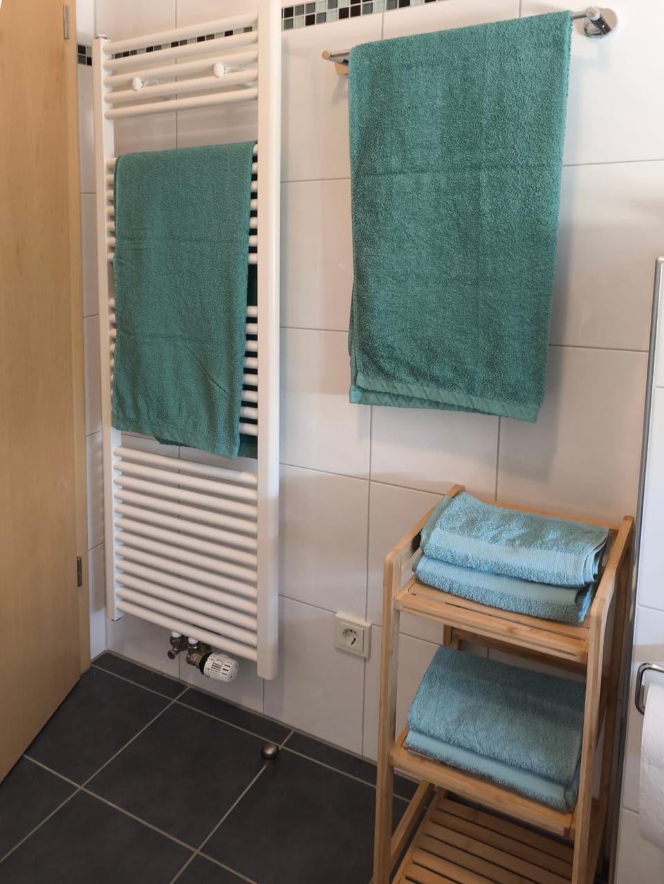 Bathroom, towels