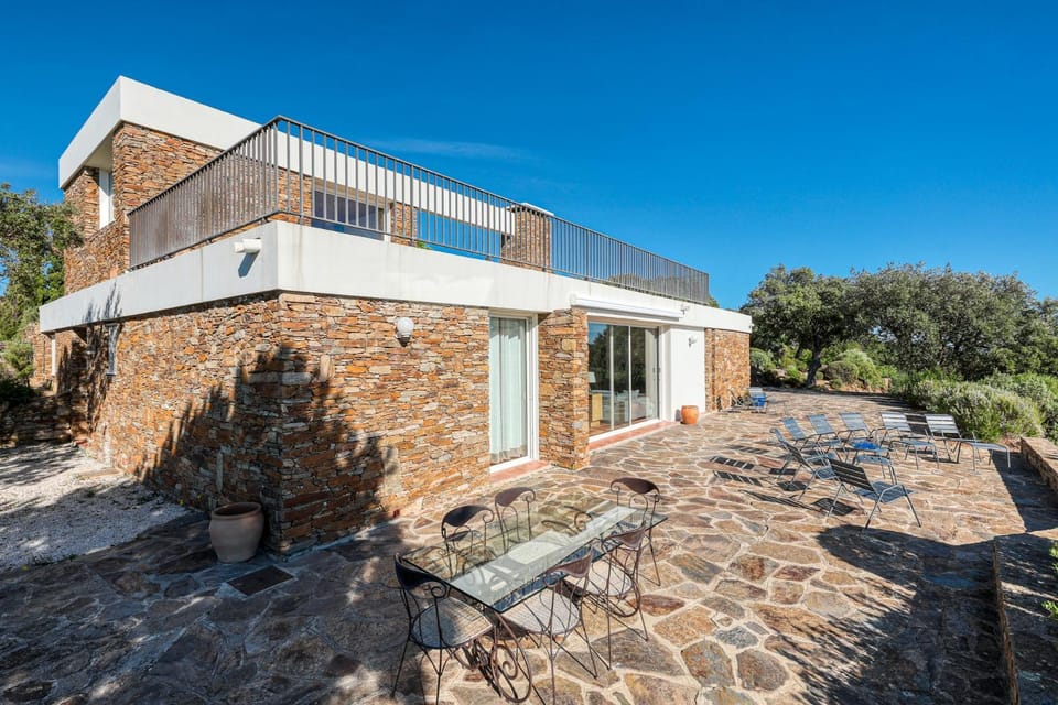 Superbe villa avec vue mer à Bormes les Mimosas House in Bormes-les-Mimosas
