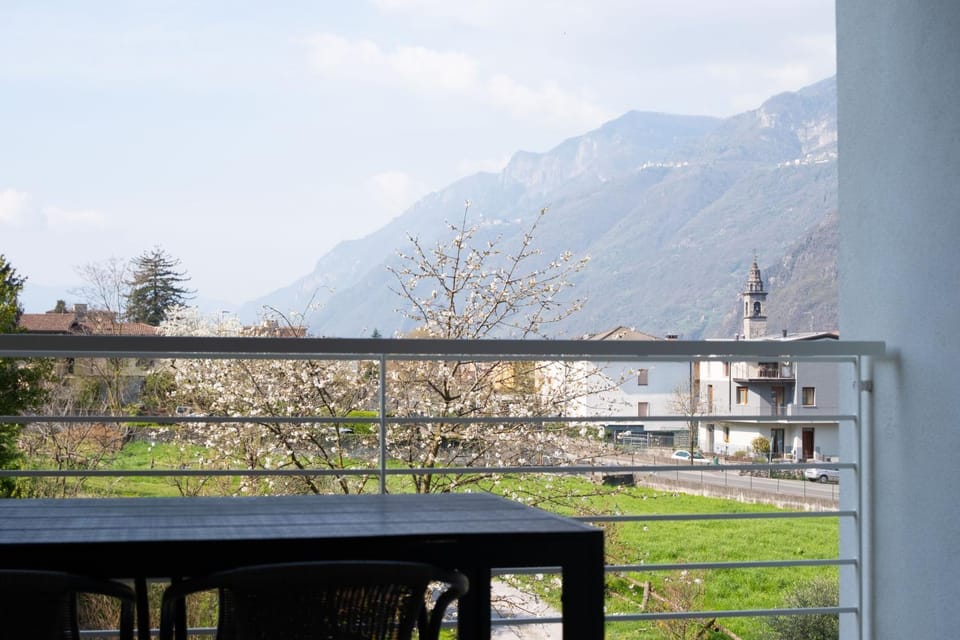 Day, Natural landscape, View (from property/room), Balcony/Terrace, Mountain view