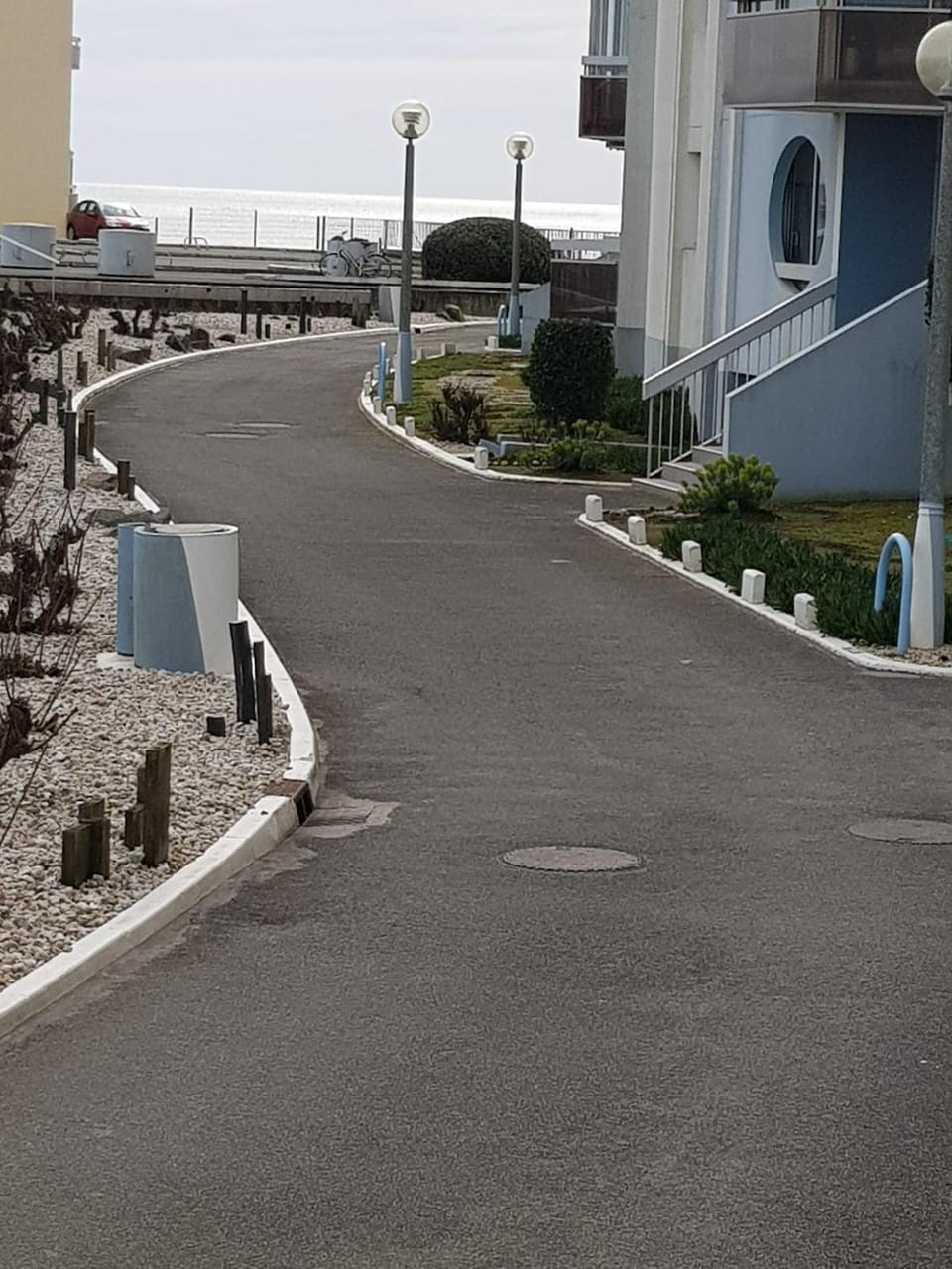 Neighbourhood, Street view