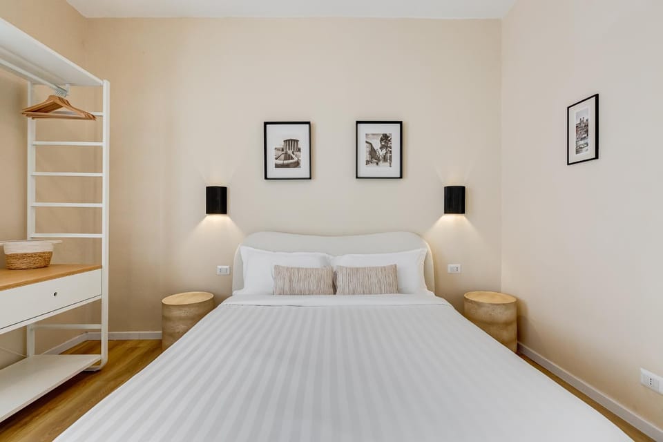 Urbana 24 Apartment in Rome