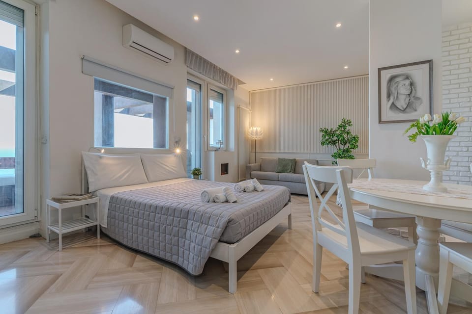 Loft Corso Trieste Terrazza sul Mare Apartment in Bari