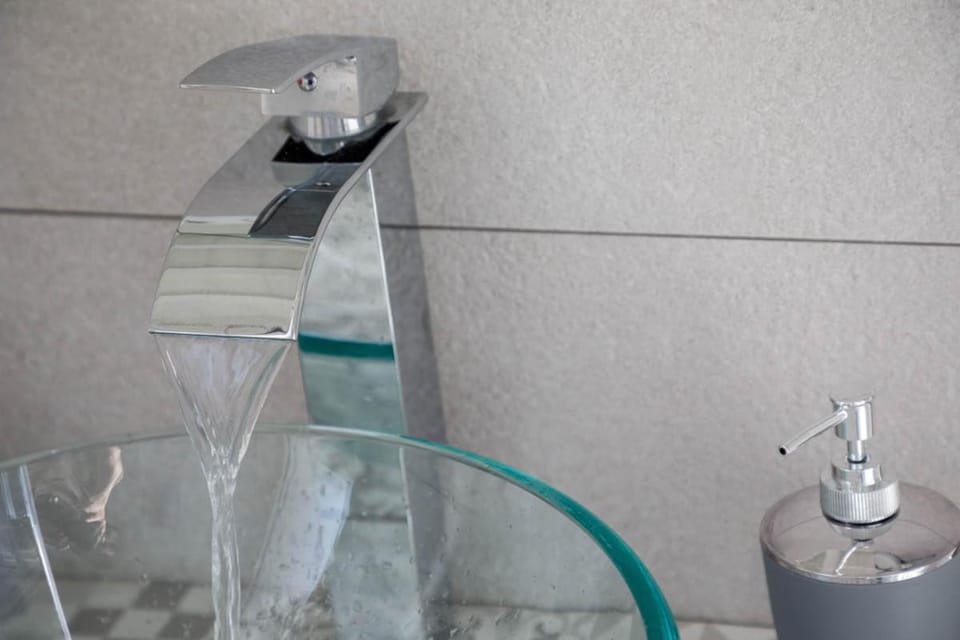 Shower, Toilet, Bathroom, bidet, heating, towels