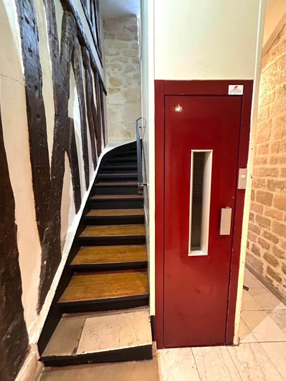 Large studio - heart of Paris Apartment in Paris