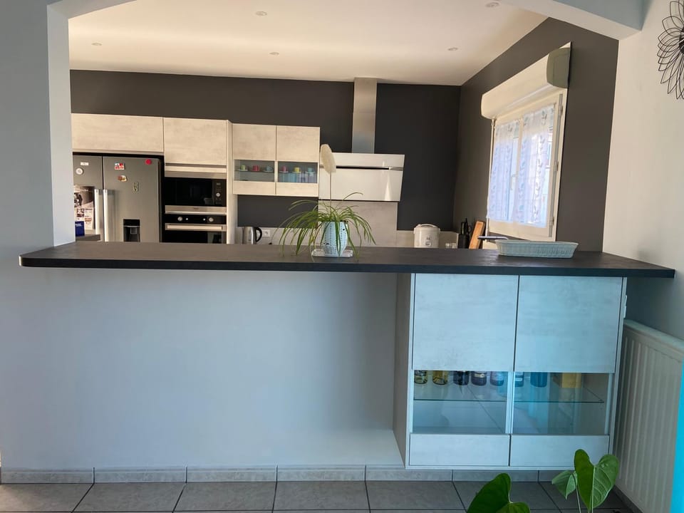 Une chambre pour deux avec vue sur la piscine Vacation rental in Nouvelle-Aquitaine
