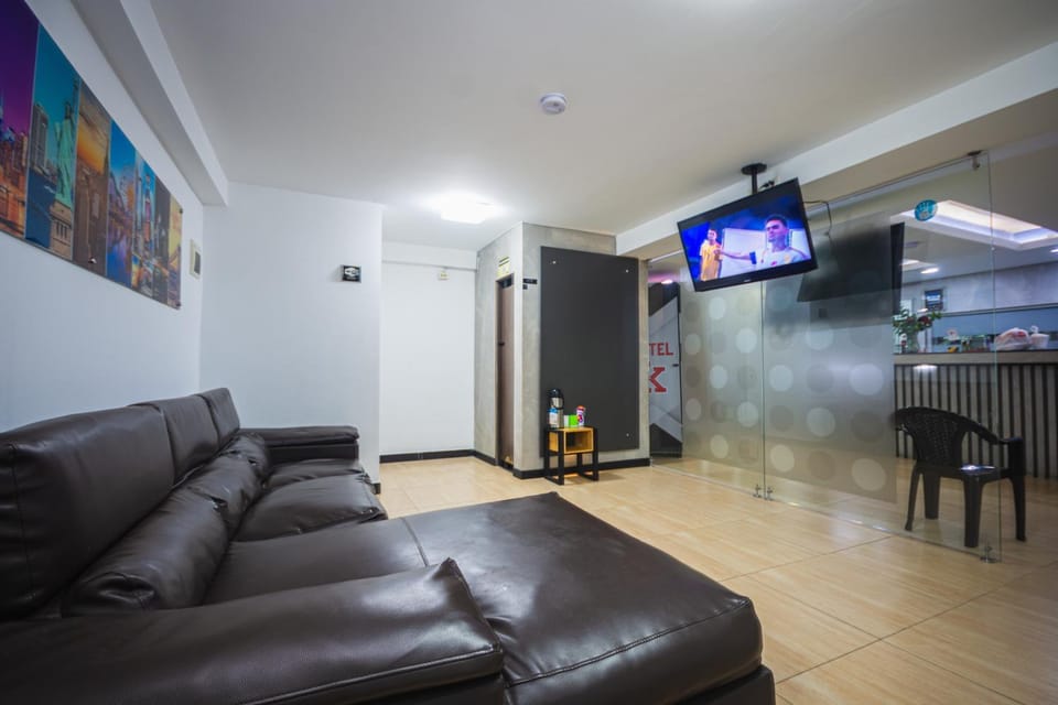 Communal lounge/ TV room, Communal lounge/ TV room, TV and multimedia, Living room