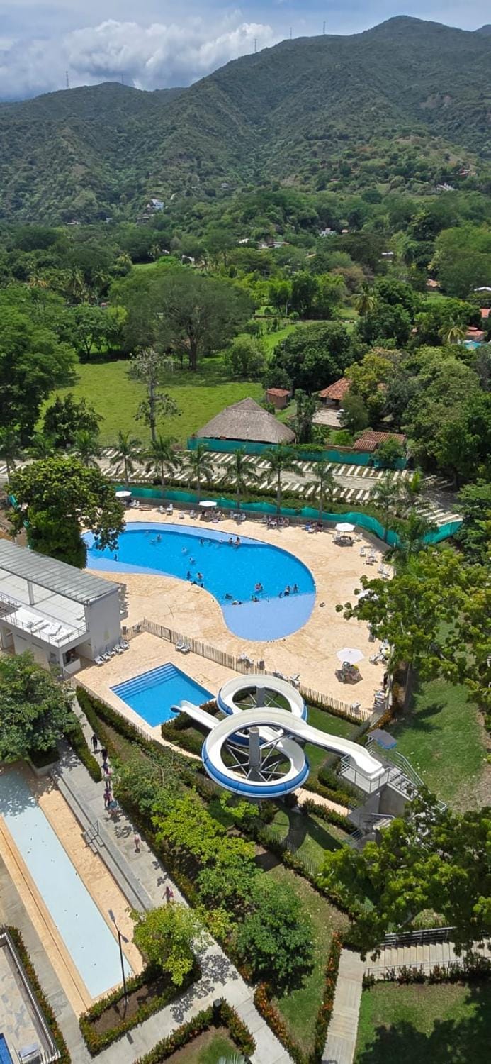 Pool view, Swimming pool