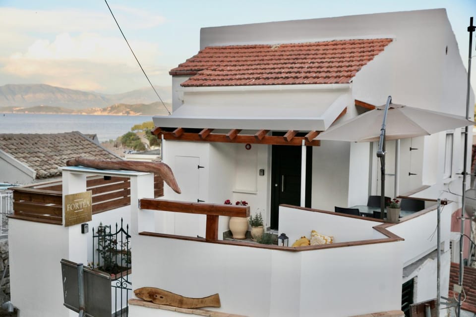 Property building, Day, Natural landscape, View (from property/room), Balcony/Terrace, Sea view