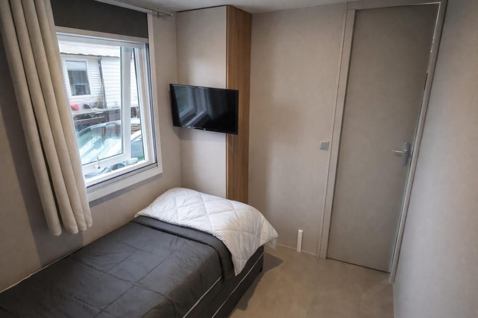 Mobilhome 6-8 pers - 3 ch - 1 sdb - Parc Aquatique House in Vias