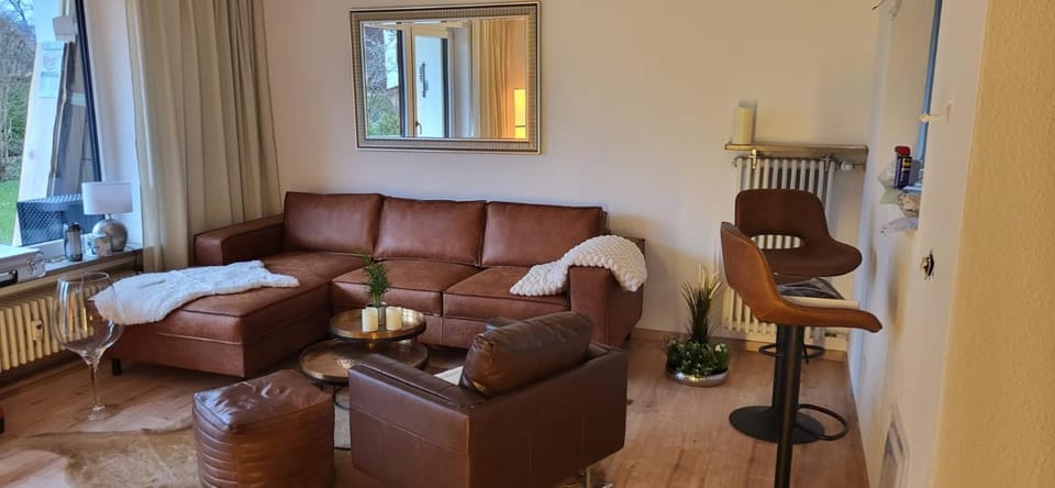 Ammergaufeeling mit einmaligem Bergblick, Terrasse, Nähe zur Nato Schule Apartment in Tyrol