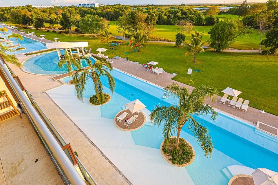 Natural landscape, Swimming pool