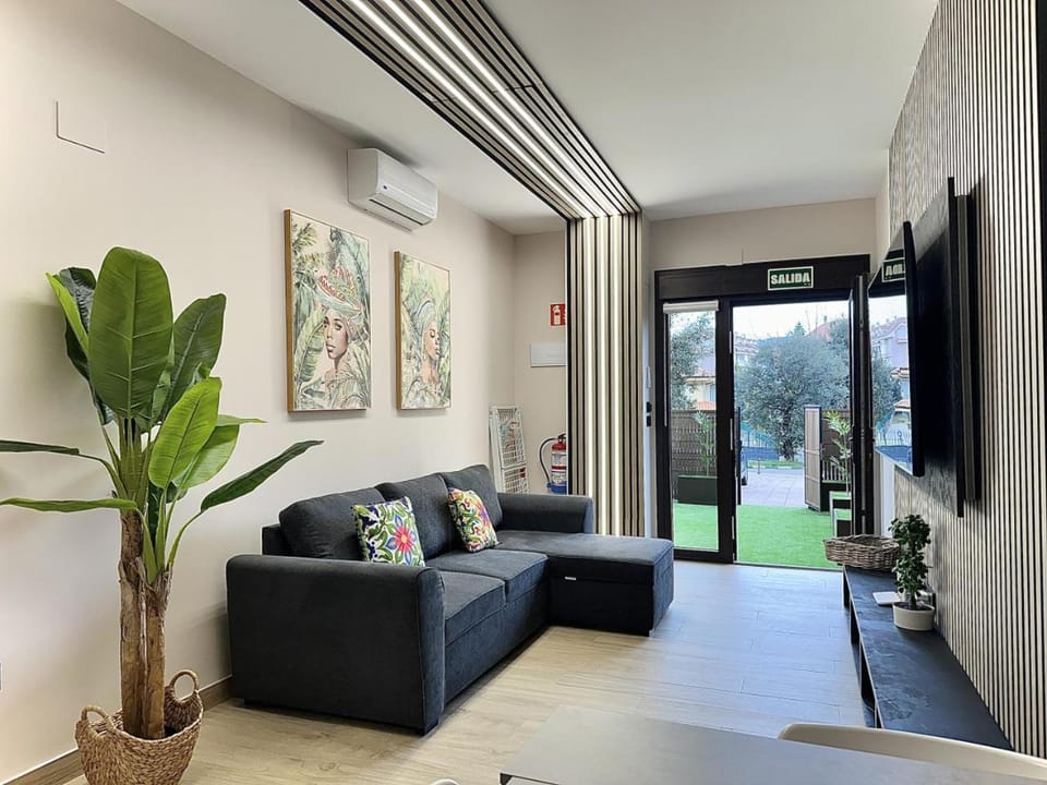 Flower Deluxe Bajo con Jardin 6084 Apartment in Cantabria