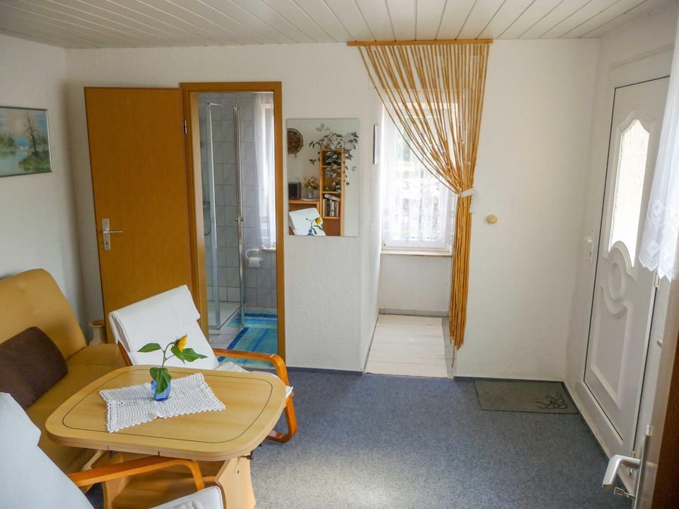 Bungalow im Garten House in Mecklenburgische Seenplatte