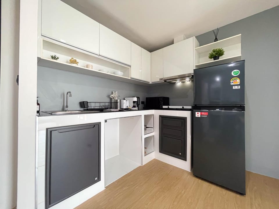 Modern Cityscape1BR - Ultra Fast WiFi - BTS On nut Apartment in Bangkok